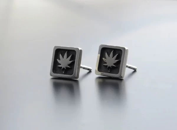 Silver earrings with cannabis - Image 2