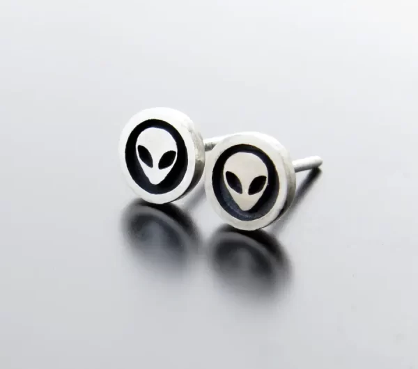 Silver alien earrings - Image 2