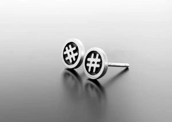 Silver hashtag earrings - Image 2