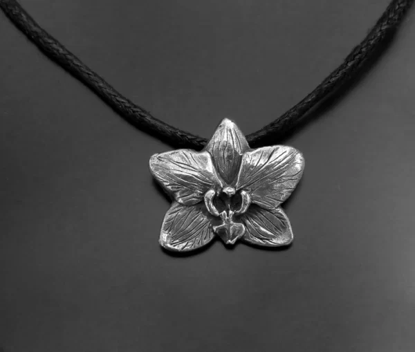 Silver Orchid pendant - Image 3