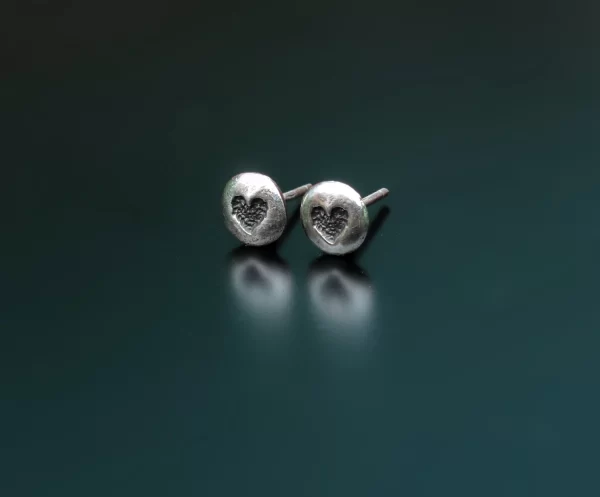 Handmade burned hearts earrings - Image 4