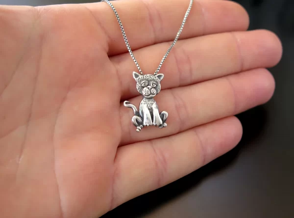 Silver cartoon cat pendant - Image 7