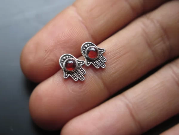 Handmade hamsa with garnet silver earrings - Image 6